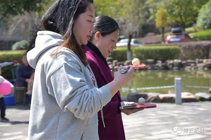 18e2999891374a475d0687ca9f989d8369412ee1e2d18